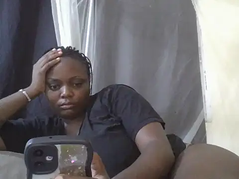 Snapshot of mummie_Nasty254 chatting on 11.12.25 mummie Nasty254 online show from 11.12.25