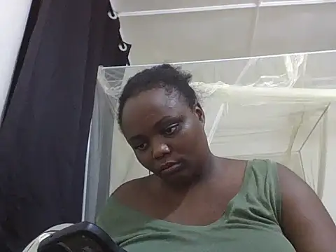 Snapshot of mummie_Nasty254 chatting on 11.19.25 mummie Nasty254 online show from 11.19.25