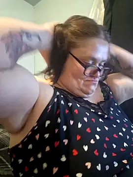 Snapshot of mcv131985 chatting on 03.02.25 mcv131985 online show from 03.02.25