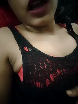 Snapshot of Hot_Goldengirl chatting on 03.21.25 Hot Goldengirl online show from 03.21.25