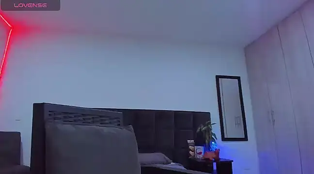 Alexander Martines online show from 02.14.25