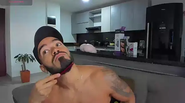 Alexander Martines online show from 03.01.25