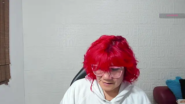 Salomeediaz  online show from 02.28.25