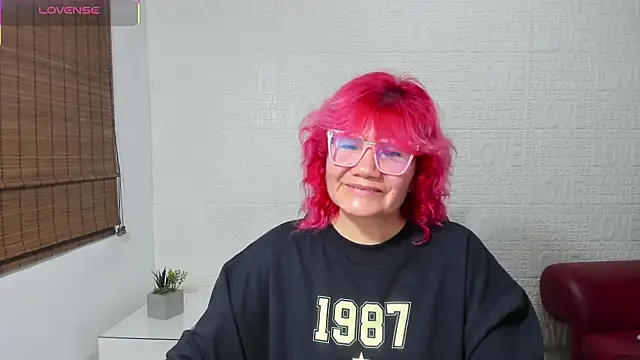 Salomeediaz  online show from 03.15.25