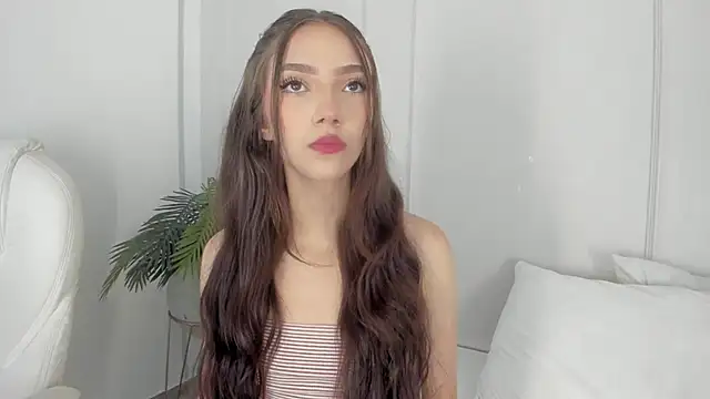 Mariapettit online show from 02.13.25