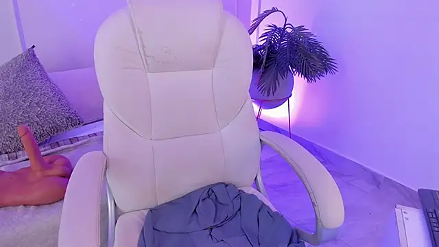 Mariapettit online show from 03.03.25