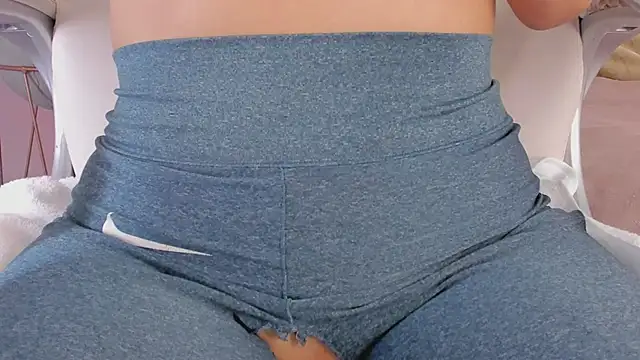 Mariapettit online show from 04.22.26