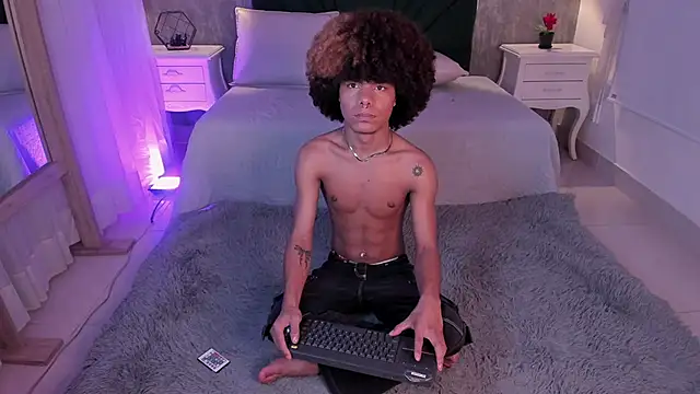 Alexiis Etereo online show from 04.16.26