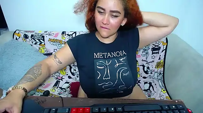 loly bigbooty4u online show from 01.28.25