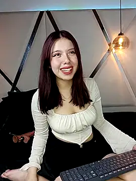 Snapshot of MarielQueenx chatting on 12.06.24 MarielQueenx online show from 12.06.24