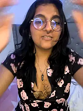 Alliccee online show from 03.10.25