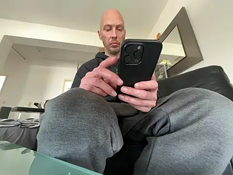 Germankink online show from 03.21.25