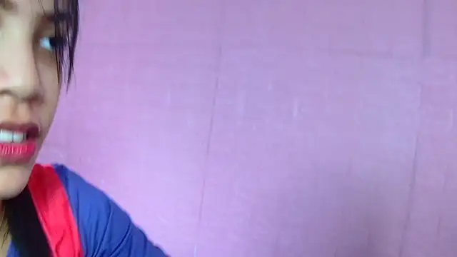 strawberrymia68 online show from 03.02.25