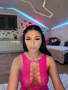 SelenaBee online show from 06.11.26