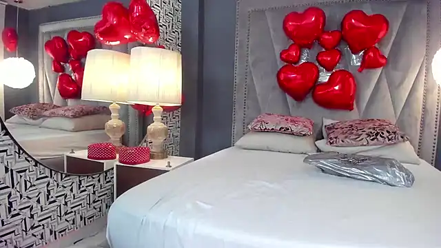 Hotsamantamature online show from 02.13.25