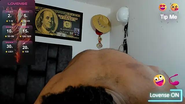 MattRodriguez9 online show from 04.17.26