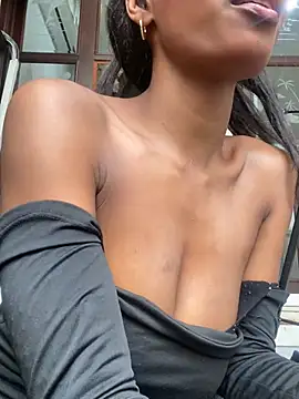 adaraSmiith online show from 12.12.24