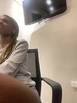 adaraSmiith online show from 01.14.25