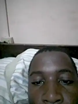 Snapshot of realfuckrrr chatting on 05.29.26 realfuckrrr online show from 05.29.26