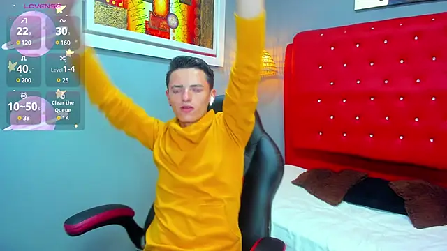 Snapshot of tossetrech chatting on 03.14.25 tossetrech online show from 03.14.25