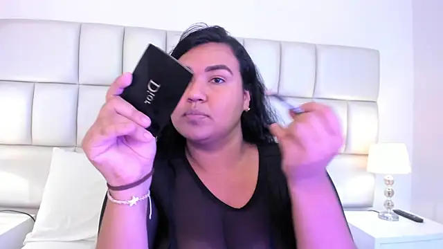 DojaAissha online show from 01.27.25