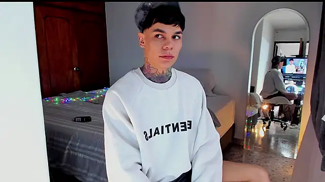 Jordyrodriiguez online show from 12.27.24