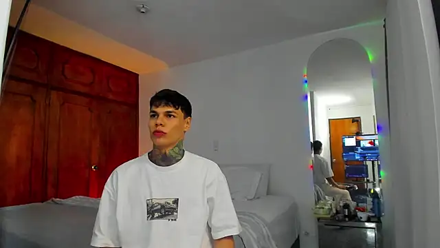 Jordyrodriiguez online show from 02.16.25