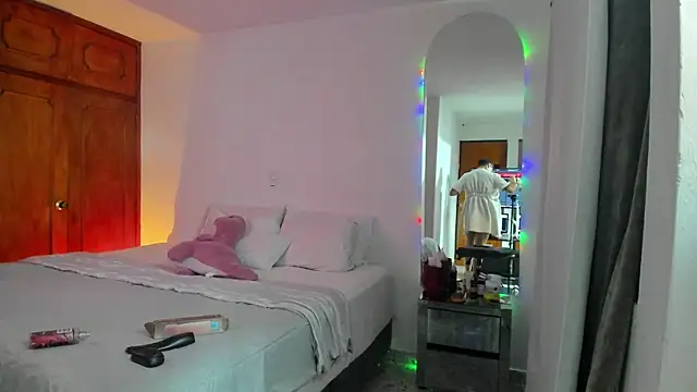 Jordyrodriiguez online show from 02.27.25