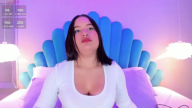 HannaKarson online show from 02.26.25