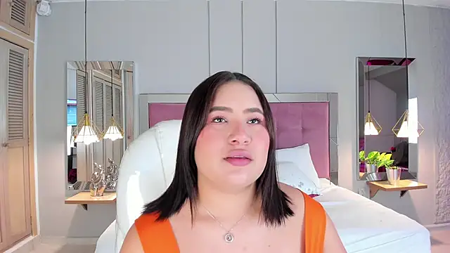 HannaKarson online show from 09.10.25