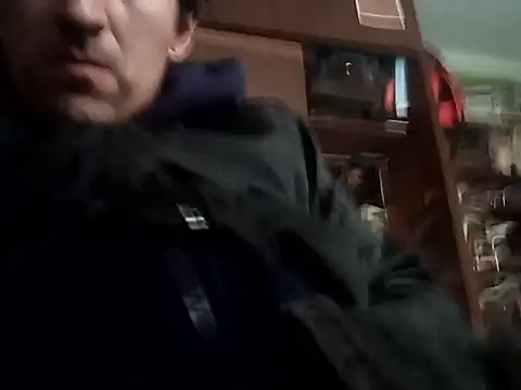 Snapshot of SilverMarquez1990 chatting on 03.23.26 SilverMarquez1990 online show from 03.23.26