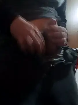 Snapshot of SilverMarquez1990 chatting on 03.31.26 SilverMarquez1990 online show from 03.31.26