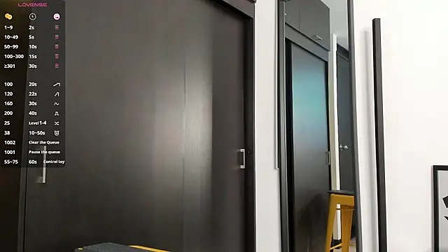 Snapshot of jhoansex_1 chatting on 02.15.26 jhoansex 1 online show from 02.15.26