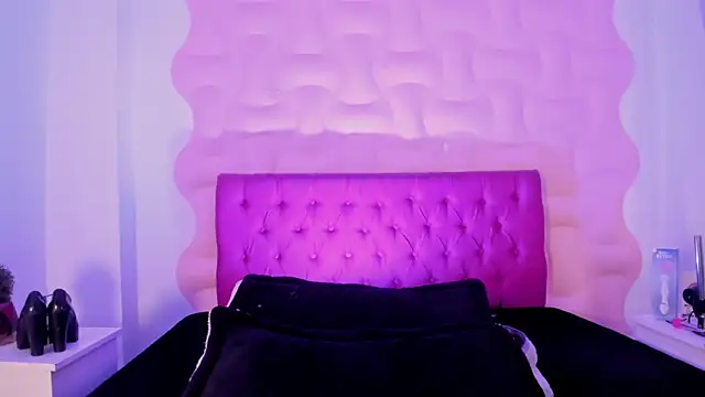 Natasha Nasty2 online show from 11.13.25