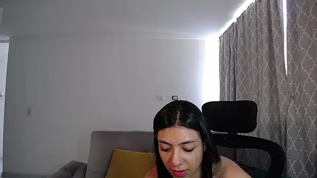 Liissa cute  online show from 02.04.25