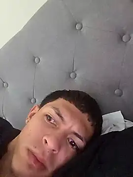 Snapshot of Yoko0381 chatting on 01.12.26 Yoko0381 online show from 01.12.26