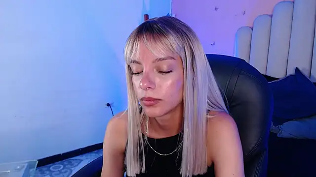 peyton golden1 online show from 09.29.25