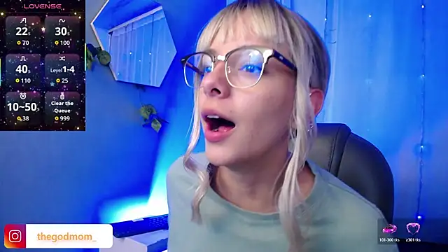 peyton golden1 online show from 11.08.25