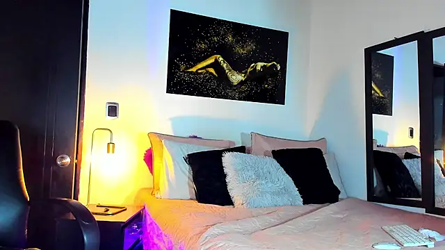 KimberlyBanks2 online show from 01.29.25