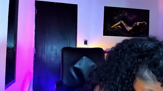 KimberlyBanks2 online show from 02.14.25