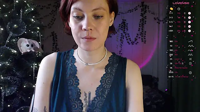 Snapshot of Your_Corvus chatting on 12.12.24 Your Corvus online show from 12.12.24