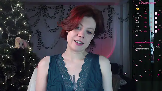 Snapshot of Your_Corvus chatting on 12.18.24 Your Corvus online show from 12.18.24