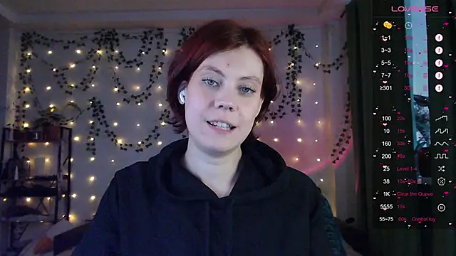 Snapshot of Your_Corvus chatting on 01.08.25 Your Corvus online show from 01.08.25