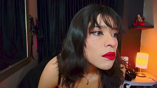 AvaLusty online show from 11.26.25