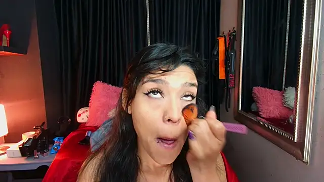 Snapshot of AvaLusty chatting on 02.21.26 AvaLusty online show from 02.21.26