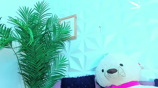 Briyit Doll online show from 10.01.25