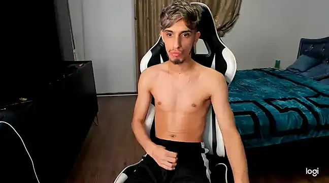 Snapshot of se6model chatting on 12.01.24 se6model online show from 12.01.24