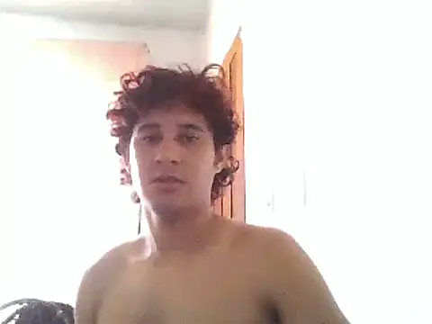 Snapshot of pedrodavid_ chatting on 12.27.24 pedrodavid online show from 12.27.24