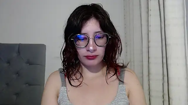 mariana124- online show from 01.04.25
