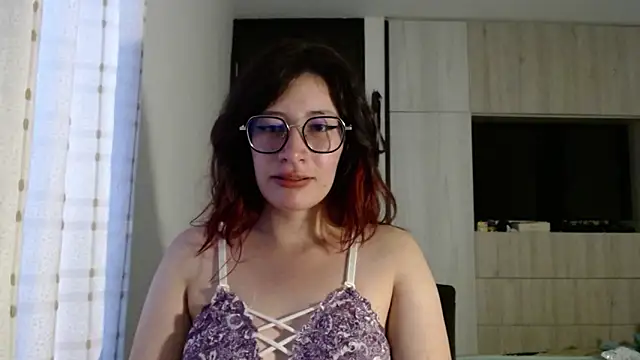 mariana124- online show from 02.10.25